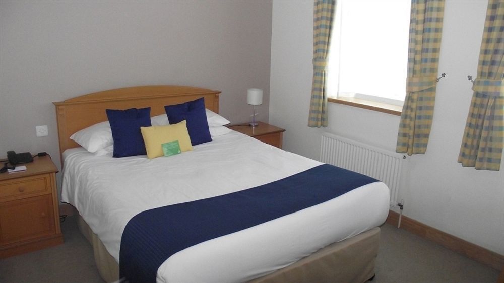 Hotel Cheadle House Esterno foto