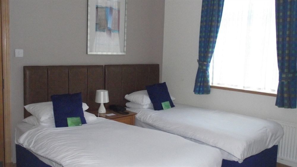 Hotel Cheadle House Esterno foto