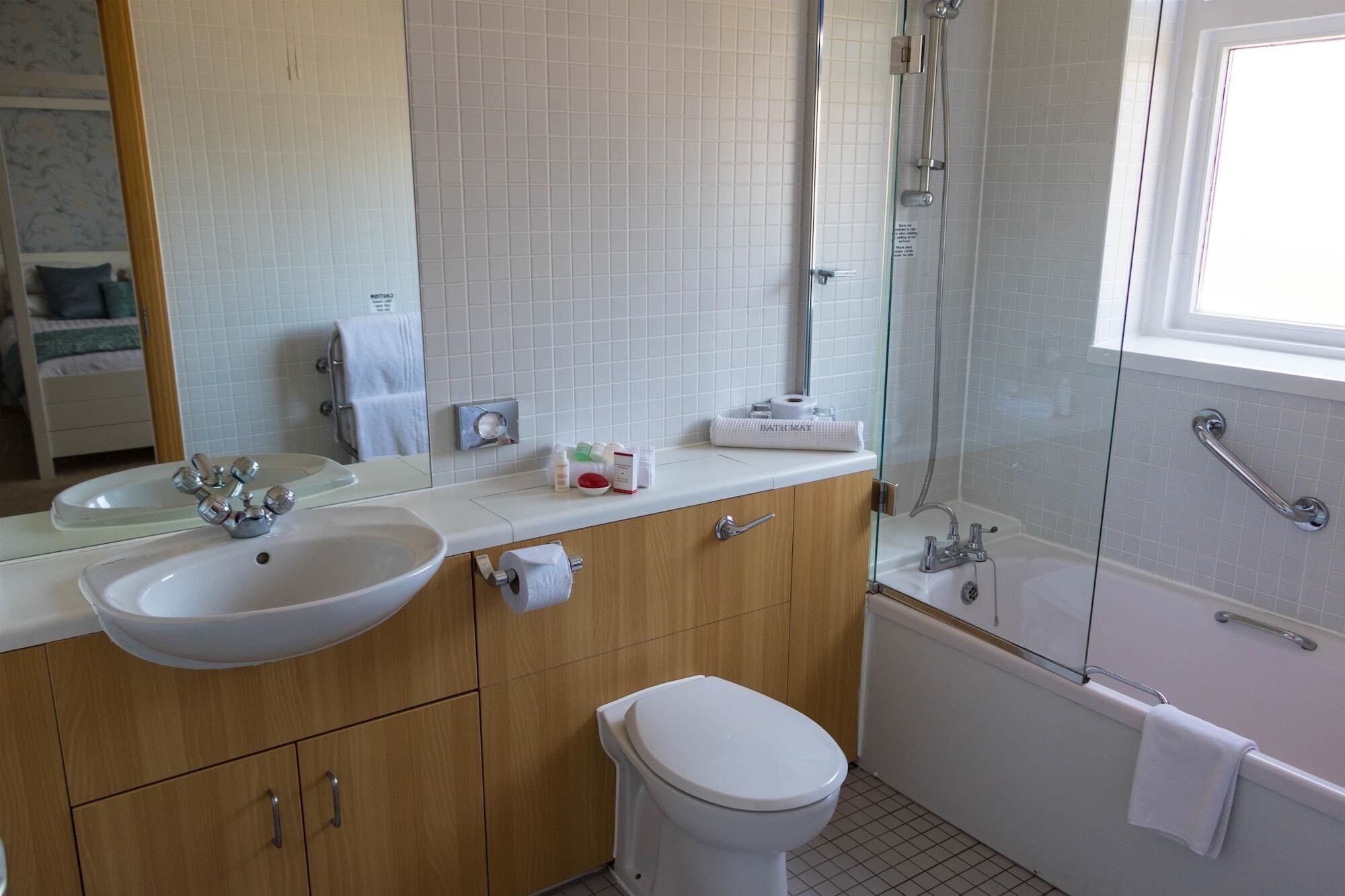 Hotel Cheadle House Esterno foto